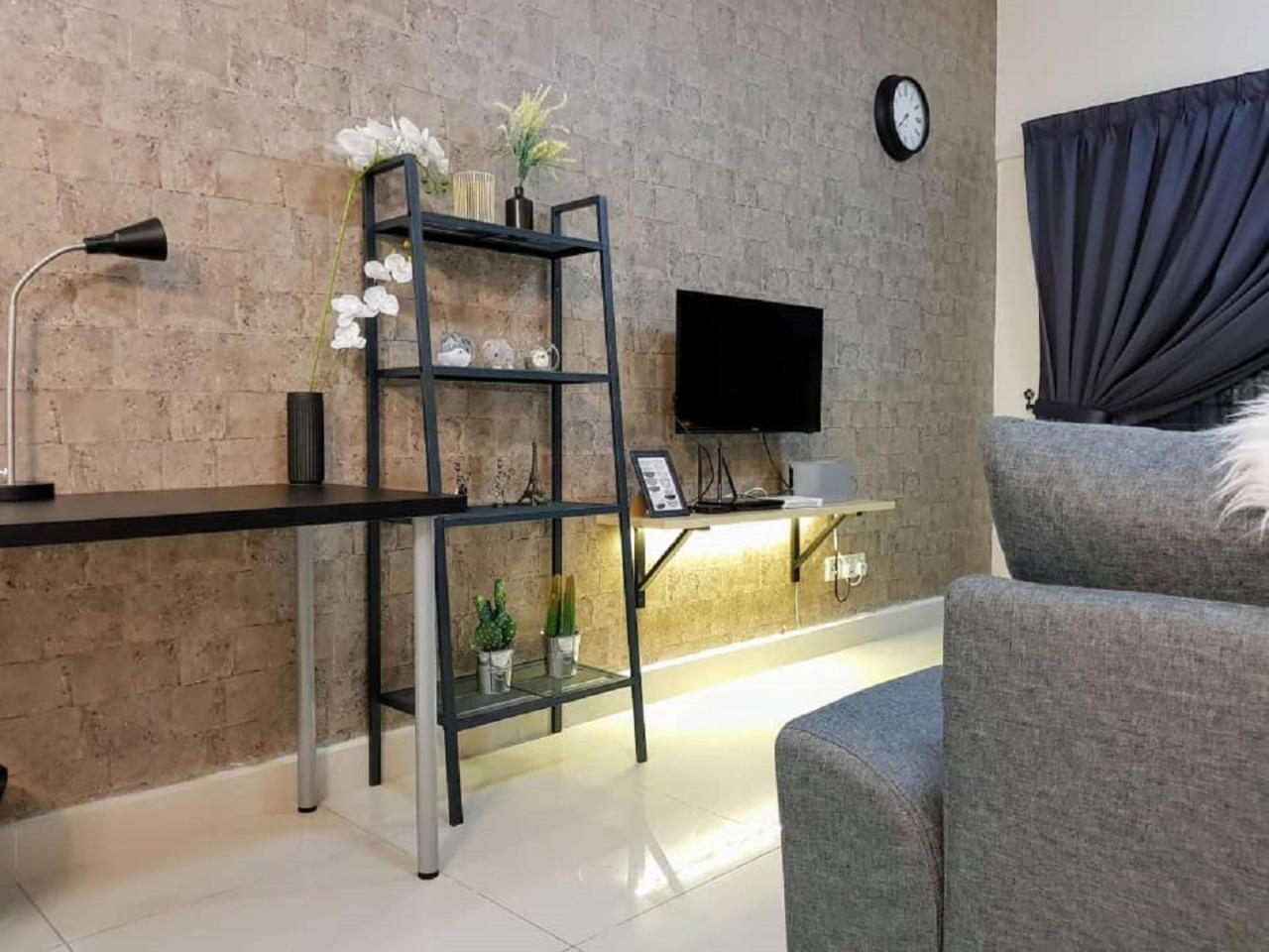 Puchong 8-12 Pax 5Min Lrt Cozy Apartment Ioi Mall Exterior photo